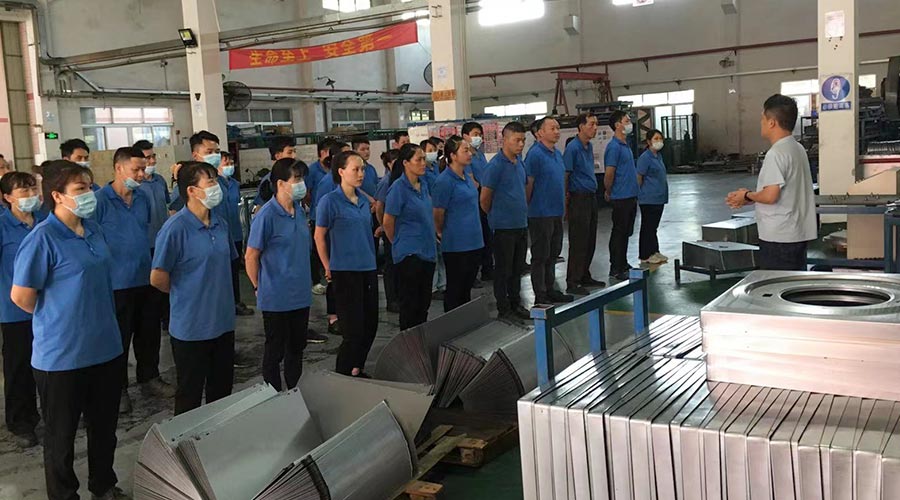 五一放假在即！金環(huán)電器沖壓車間開展早會強調(diào)工作效率